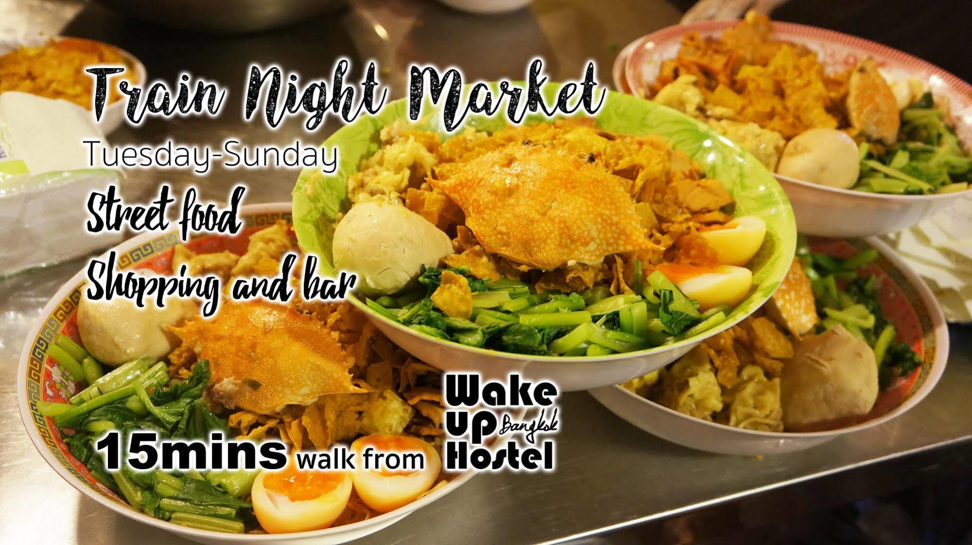 Wake Up Hostel 曼谷 外观 照片