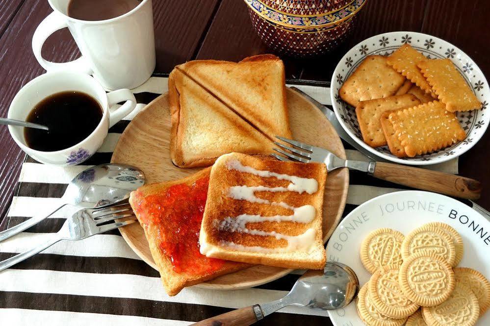 Wake Up Hostel 曼谷 外观 照片